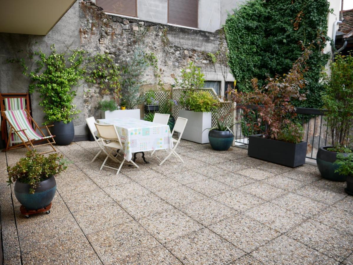Superbe Appartement En Centre Ville Avec Terrasse Thonon-les-Bains Luaran gambar